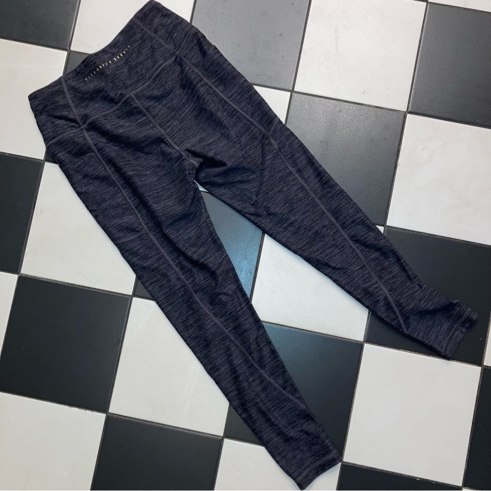 VS Leggings with Pockets - Picture 5 of 7